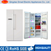 Refrigerador congelador comercial de dos puertas verticales con dispensador de hielo, dispensador de agua y minibar